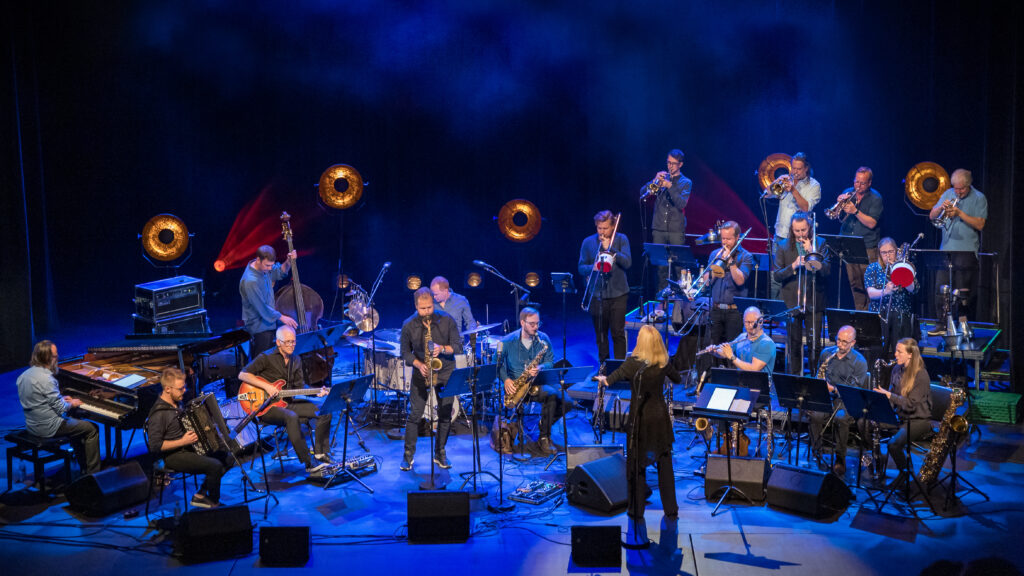 Bilde av Oslo jazzensemble & Maria Schneider
