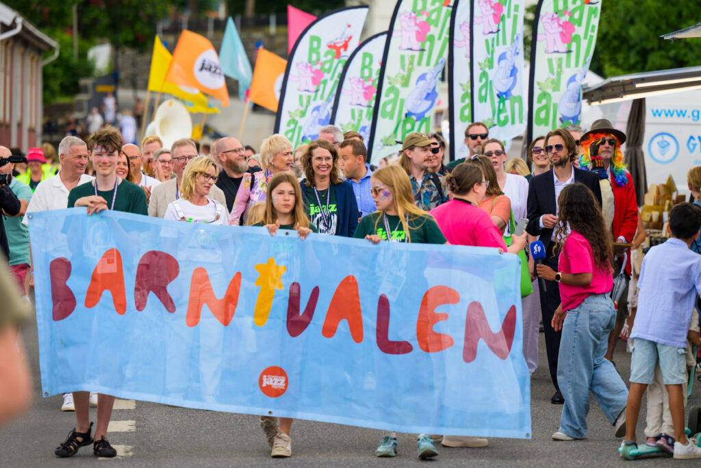 Fra festivalens åpningsparade